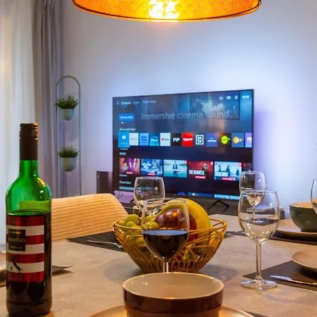 Micasa Ol - Modernes In Bestlage - Kueche - Wlan - Balkon - Fugenloses Bad - E Ladesaeule *